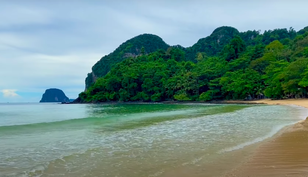 green water in Koh Kradan